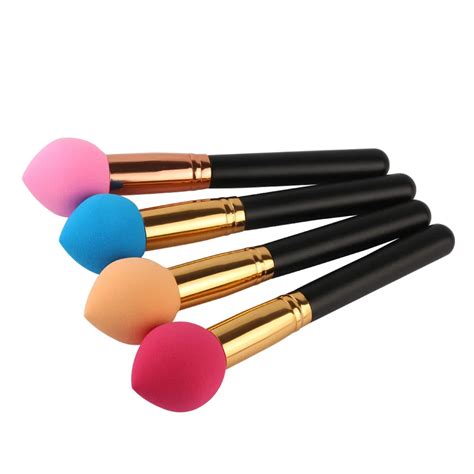 Makeup Brushes & Sponges On Sale 